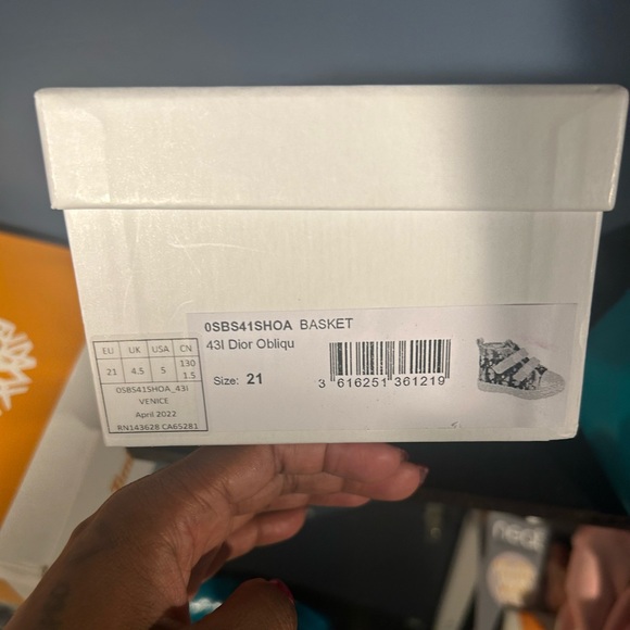 Baby Christian Dior Sneakers - Picture 8 of 17